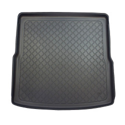 Tapis de sol pour Volkswagen Golf VI (5K) 09.2008- 3D caoutchouc avec  rebords - Vente en ligne - MTMshop