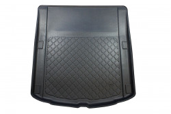 ex. tapis de coffre MTM